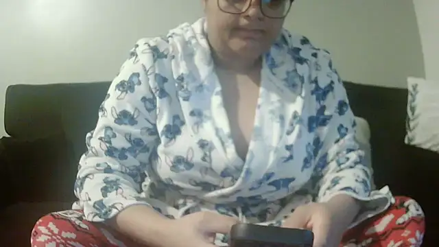 vanilla chocolate23 online show from January 12, 8:32 am