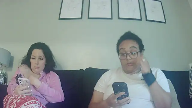 vanilla chocolate23 online show from January 16, 9:24 am