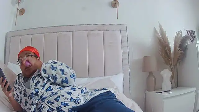 vanilla chocolate23 online show from September 29, 3:39 pm