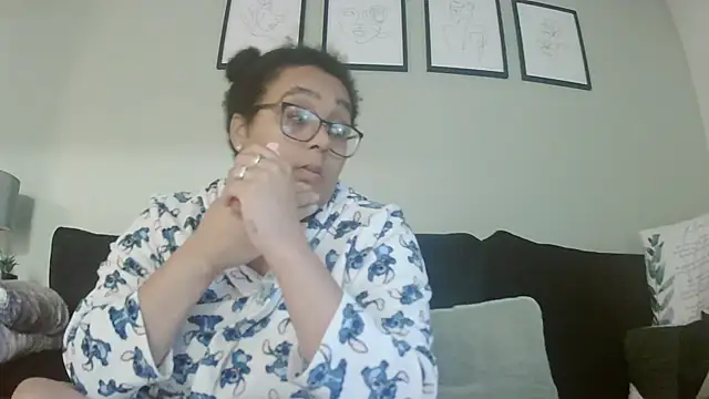 vanilla chocolate23 online show from November 15, 11:25 am