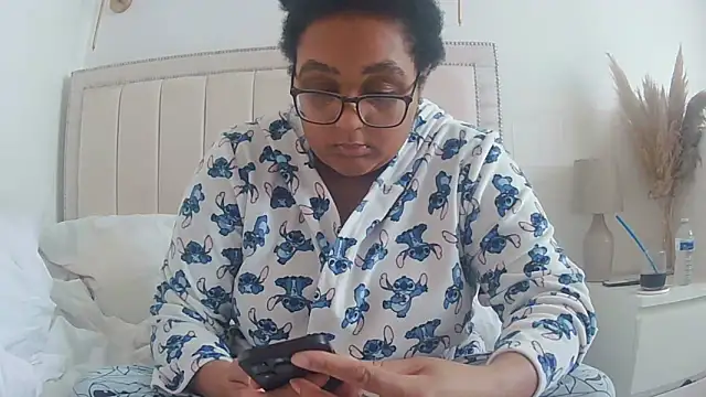 vanilla chocolate23 online show from November 8, 12:42 pm