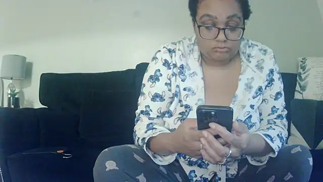 vanilla chocolate23 online show from October 13, 6:48 am