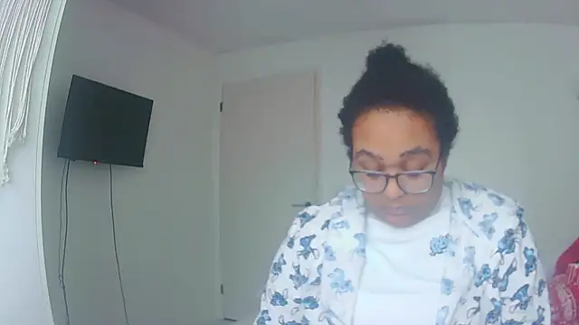 vanilla chocolate23 online show from January 11, 11:28 am