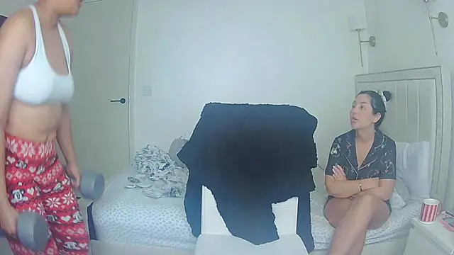 vanilla chocolate23 online show from March 25, 9:19 am