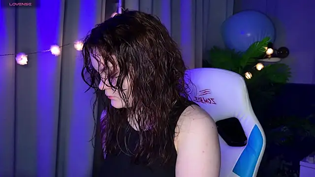 EnnySunrise online show from November 26, 6:52 pm