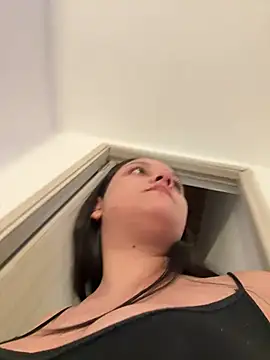 kenndall 21 online show from February 12, 2:33 am