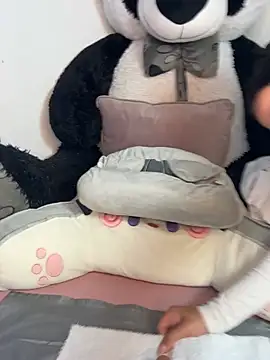 IamSteph13 online show from March 24, 5:51 am