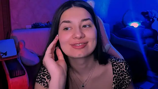 Snapshot of Swee_Alicee chatting on January 14, 8:34 pm Swee Alicee online show from January 14, 8:34 pm