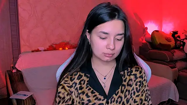 Snapshot of Swee_Alicee chatting on October 6, 7:58 pm Swee Alicee online show from October 6, 7:58 pm