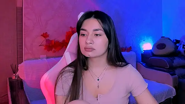 Snapshot of Swee_Alicee chatting on February 7, 11:45 am Swee Alicee online show from February 7, 11:45 am