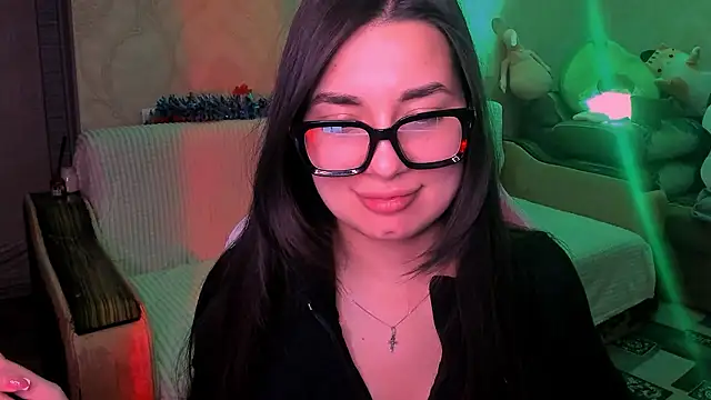 Snapshot of Swee_Alicee chatting on January 12, 6:47 pm Swee Alicee online show from January 12, 6:47 pm