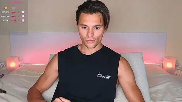 Snapshot of denlover1 chatting on July 8, 9:21 am denlover1 online show from July 8, 9:21 am