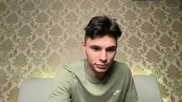 denlover1 online show from February 17, 3:55 pm