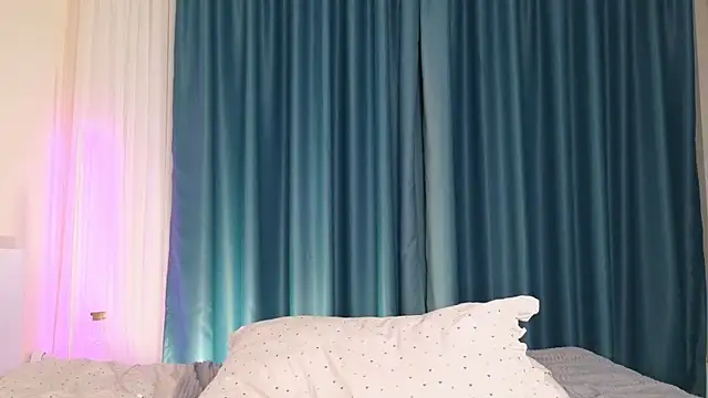 denlover1 online show from May 15, 10:19 pm