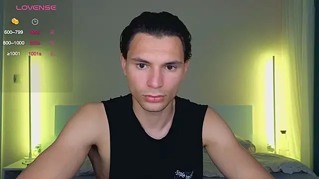 denlover1 online show from May 8, 12:09 pm