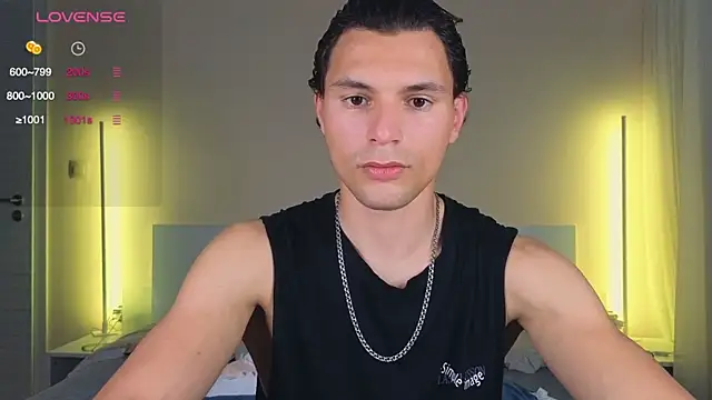 denlover1 online show from May 7, 3:37 pm