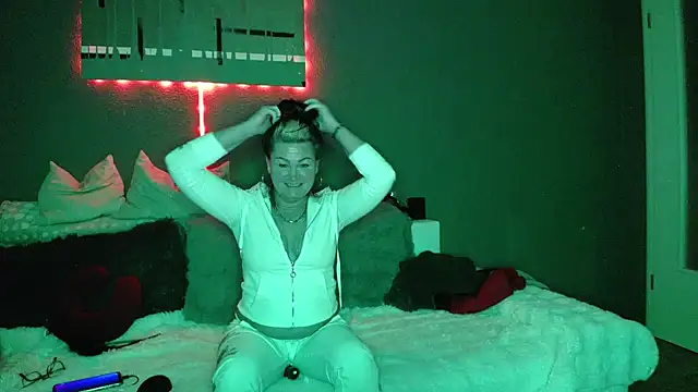 Missnikita6 online show from January 24, 5:53 pm