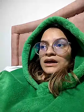 Angie Pirss online show from October 10, 9:48 pm