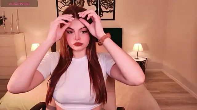 AdeliaKiss online show from March 20, 4:35 am