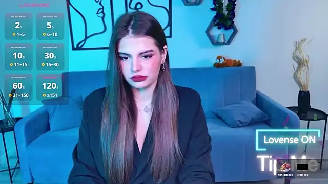 AdeliaKiss online show from April 15, 4:51 am