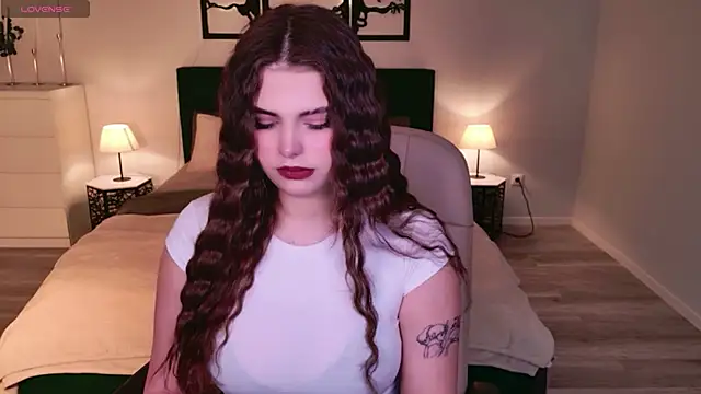 AdeliaKiss online show from June 1, 3:18 am
