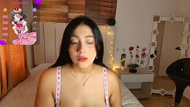 Alyssapark online show from June 17, 6:51 pm