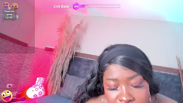 zoe 23  online show from November 10, 10:53 am