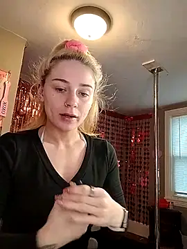 lexybabyxo online show from February 10, 12:37 pm