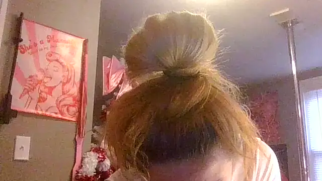 lexybabyxo online show from December 17, 12:21 pm