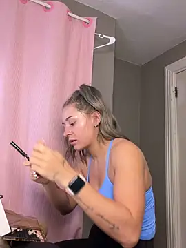 lexybabyxo online show from April 20, 11:24 am