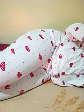 3ahhd online show from December 4, 2:05 pm