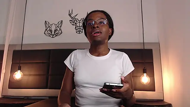 Snapshot of candy_lovee69 chatting on June 18, 5:29 pm candy lovee69 online show from June 18, 5:29 pm