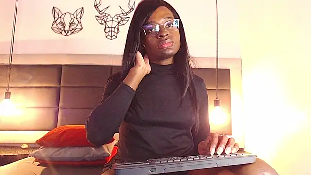 candy lovee69 online show from March 16, 5:59 pm