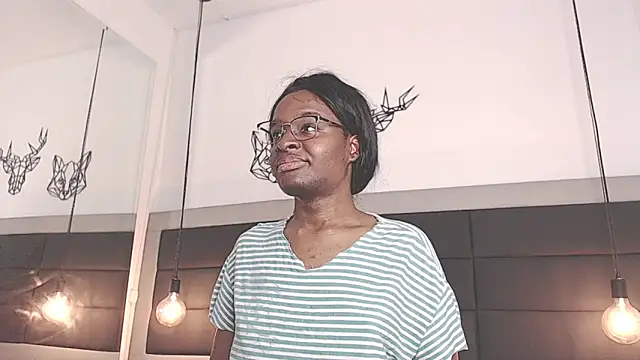 Snapshot of candy_lovee69 chatting on July 8, 7:03 pm candy lovee69 online show from July 8, 7:03 pm