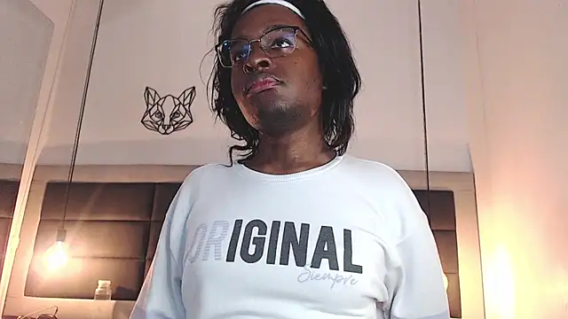 candy lovee69 online show from October 29, 11:03 pm