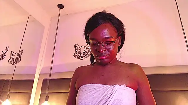 candy lovee69 online show from March 22, 3:02 pm