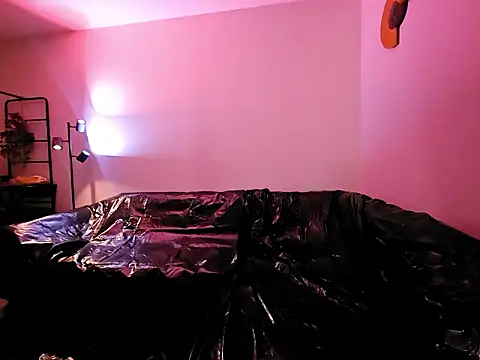 manforhotfun online show from February 22, 12:24 am