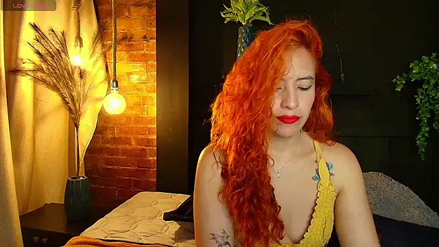 Snapshot of sahra_taylor_ chatting on December 17, 4:23 pm sahra taylor online show from December 17, 4:23 pm