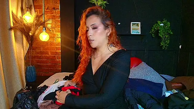 sahra taylor  online show from May 13, 12:23 pm
