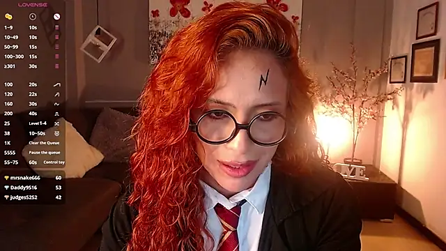 sahra taylor  online show from February 26, 9:20 pm