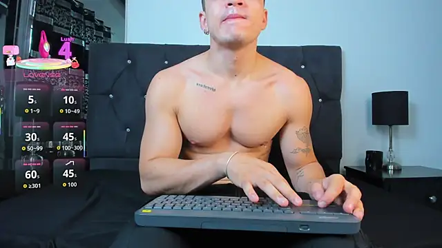 Angel Cuervo online show from March 31, 12:40 pm