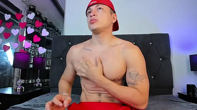 Snapshot of Angel_Cuervo chatting on February 24, 12:50 pm Angel Cuervo online show from February 24, 12:50 pm