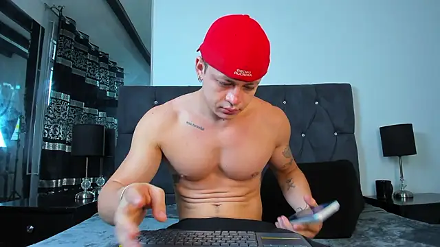 Angel Cuervo online show from March 19, 12:49 pm