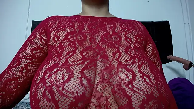 Nicol Love0 online show from June 3, 12:28 pm