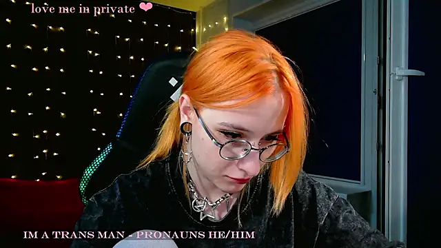 Snapshot of Honelin chatting on January 22, 8:59 pm Honelin online show from January 22, 8:59 pm