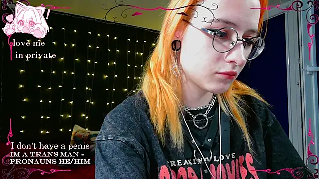 Snapshot of Honelin chatting on February 13, 4:07 pm Honelin online show from February 13, 4:07 pm