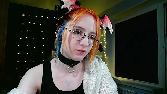 Snapshot of Honelin chatting on December 28, 12:04 am Honelin online show from December 28, 12:04 am