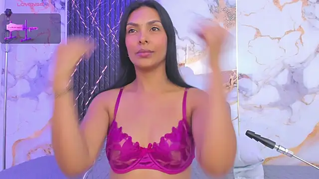 Snapshot of Alyson-a chatting on October 11, 12:39 pm Alyson-a online show from October 11, 12:39 pm