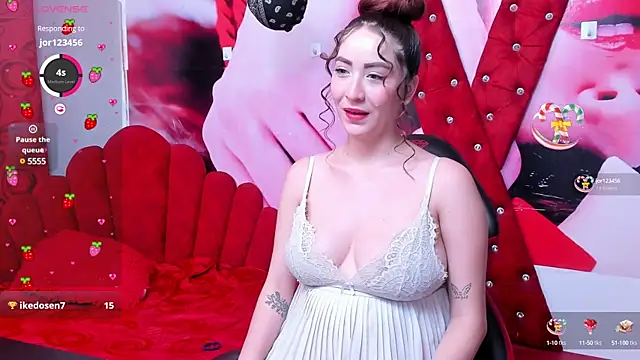 Snapshot of sweet_thalia_ chatting on January 22, 7:56 pm sweet thalia online show from January 22, 7:56 pm