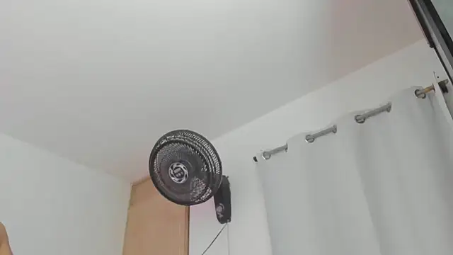 GilberMxx online show from April 16, 10:38 am